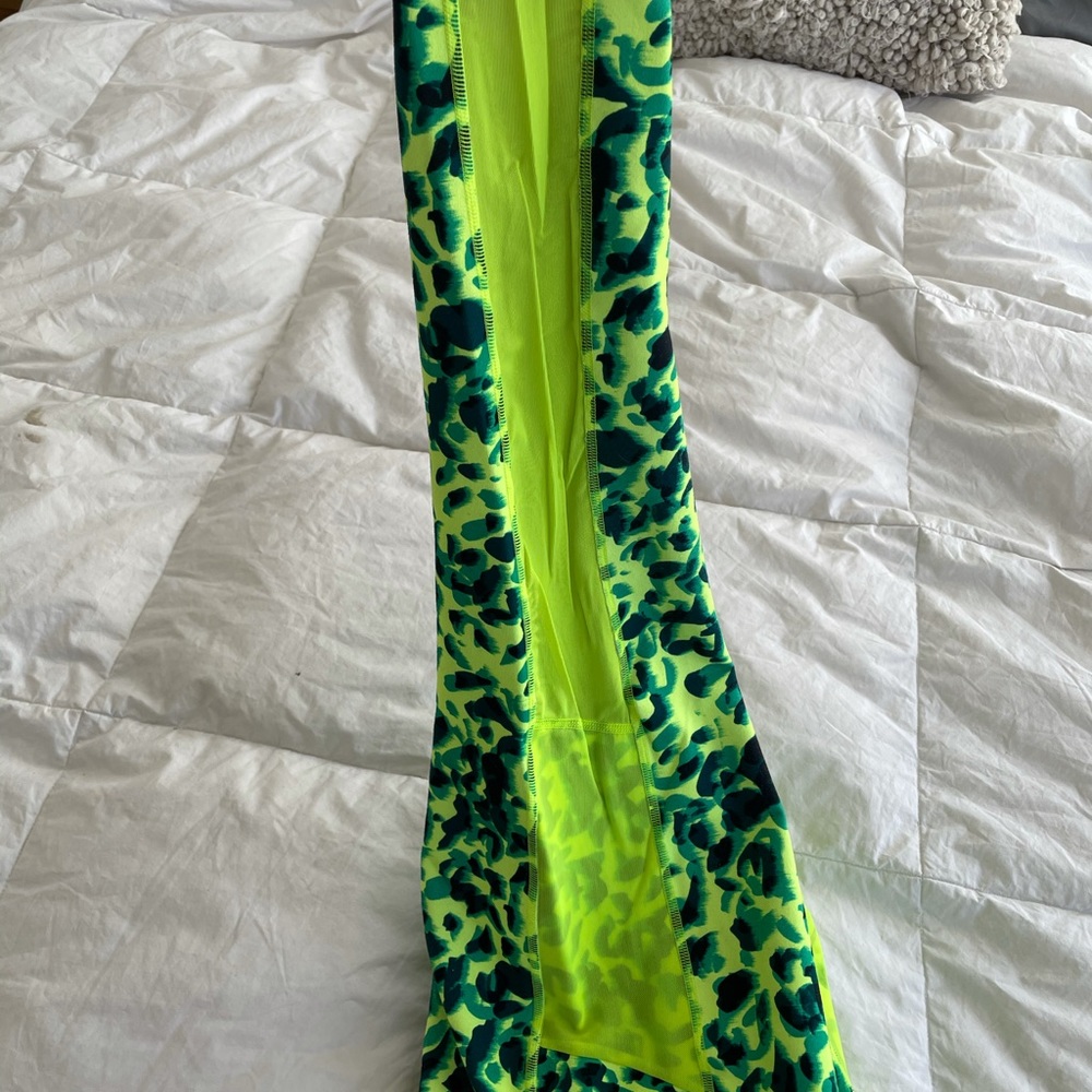 Fabletics leggings - Picture 4 of 4
